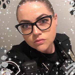 Meet your Posher, Mandy